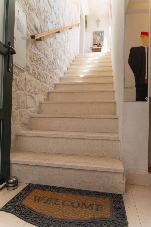 Apartments Villa Mira Kastela Exterior photo
